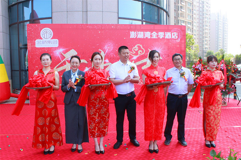 5f15156e9d594.jpg 07.jpg